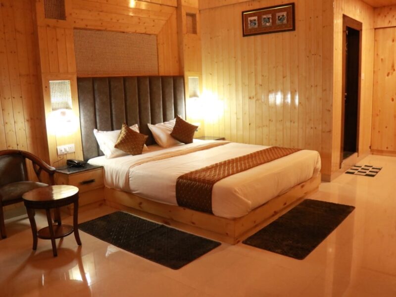 Stay in Rudrprayag hotel (SUKOON) deluxe